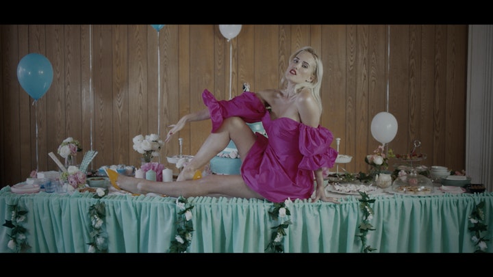 "Betsy - Little White Lies" Music Promo - Screenshot 2023-02-05 at 16.32.11