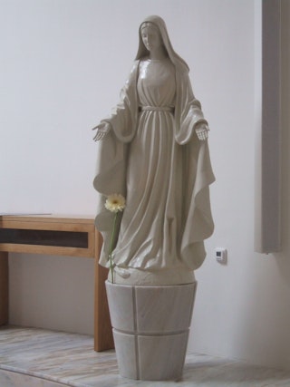 Escultura Nª Senhora das Graças