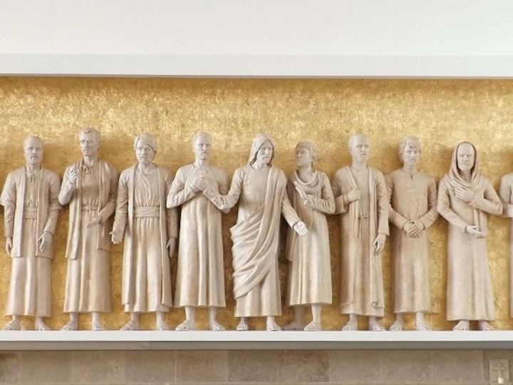 Conjunto Escultórico Cristos e os Apóstolos