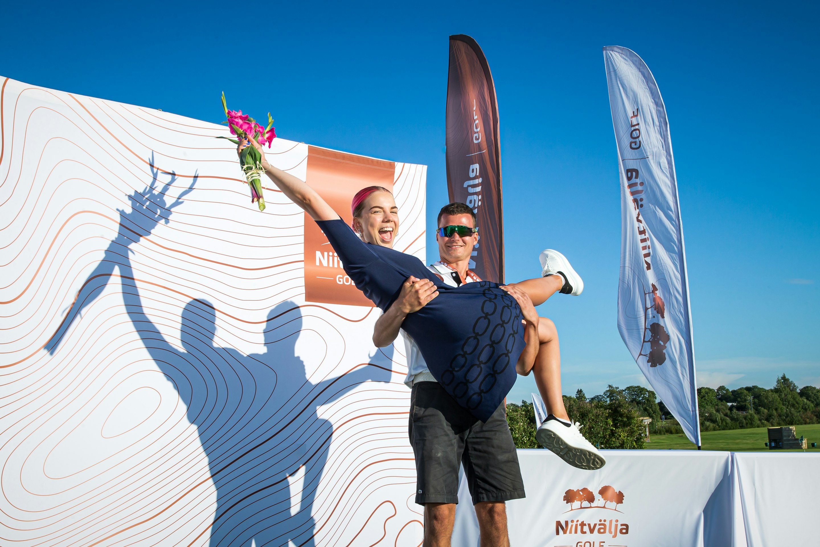 Liis Kuuli ja Martin Palm, Niitvälja Golfiklubi meistrivõistlused, 2020. Foto: Mats Soomre