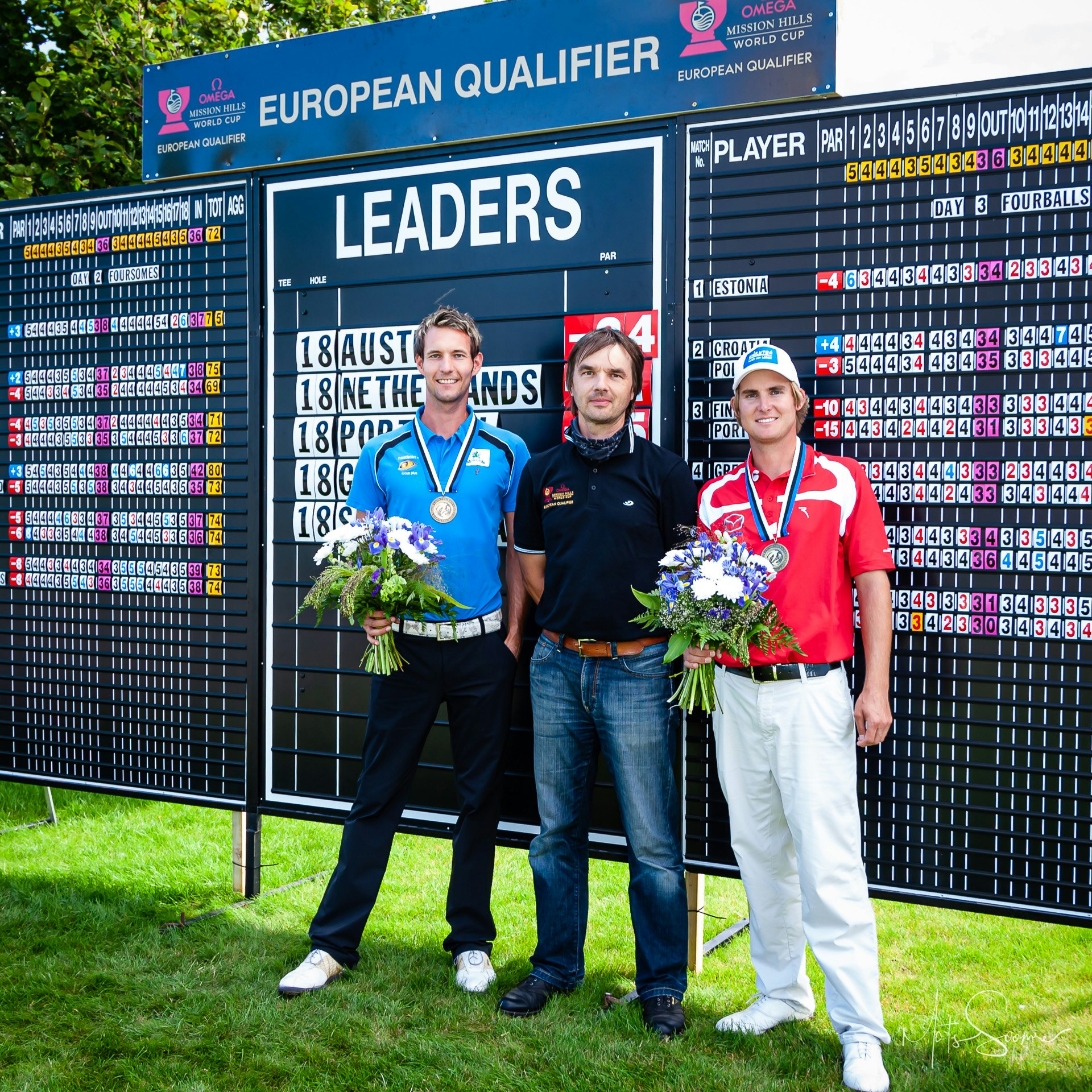 Golfifotograaf Mats Soomre lemmikfoto: Roland Steiner ja Florian Prägant, Austria Omega Mission Hills World Cup European Qualifier, 2011. Hetk võitjatega pärast autasustamistseremooniat.