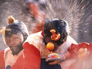 BBC - ITALY: THE WORLD'S LARGEST FOOD FIGHT