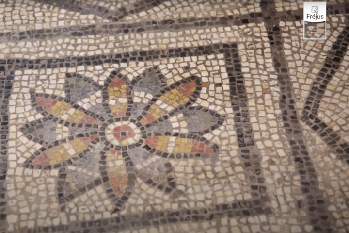 PATRIMOINE / La mosaïque de la Panthère -