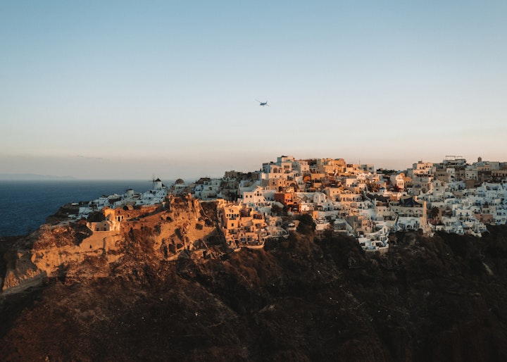 Fly Cycladic -