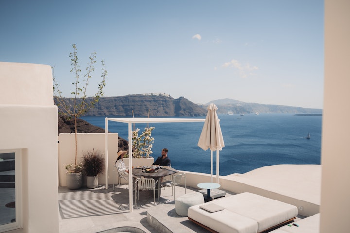 Fly Cycladic -