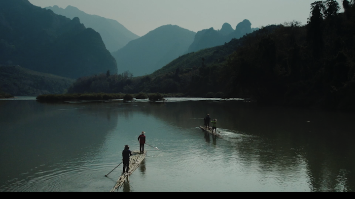 JEROME LES YEUX DANS LE BLEU LAOS