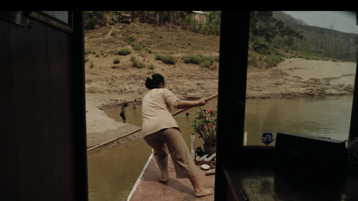 JEROME LES YEUX DANS LE BLEU LAOS