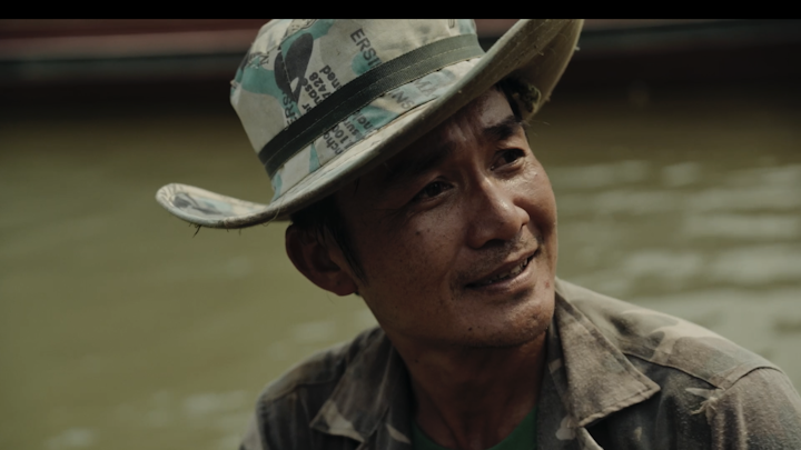 JEROME LES YEUX DANS LE BLEU LAOS