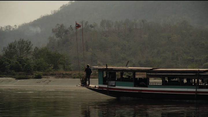 JEROME LES YEUX DANS LE BLEU LAOS