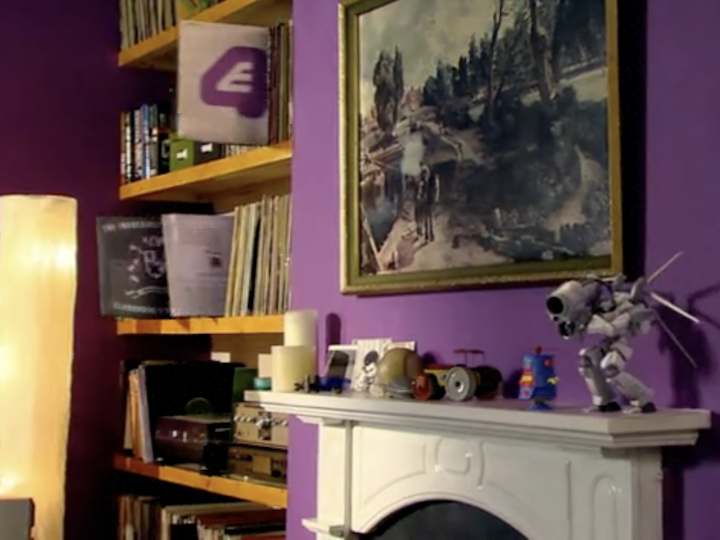 E4 idents - Front Room