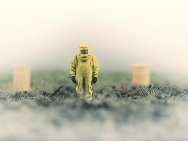 "One minute in Miniature"