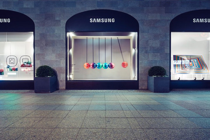 Samsung Windows - KaDeWe 'Experiential'