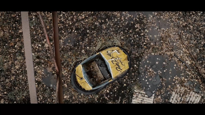SUEDE / LIFE IS GOLDEN