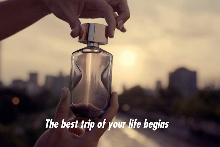 ESIKA MIA • FRAGRANCE