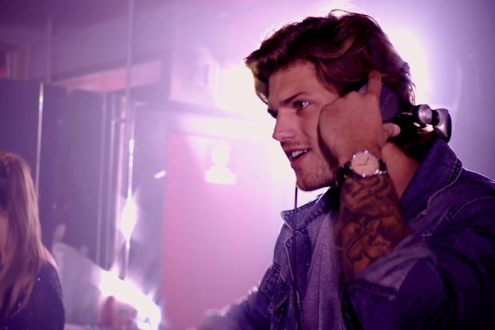 H.STERN • KEEP THE MOMENT