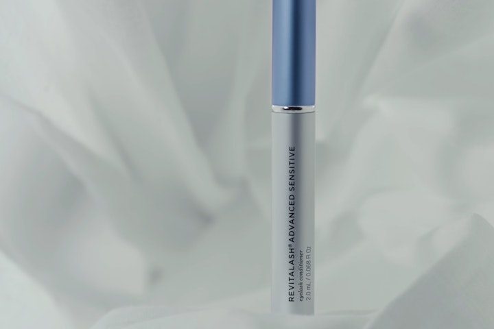 REVITALASH COSMETICS • SENSITIVE LASHES
