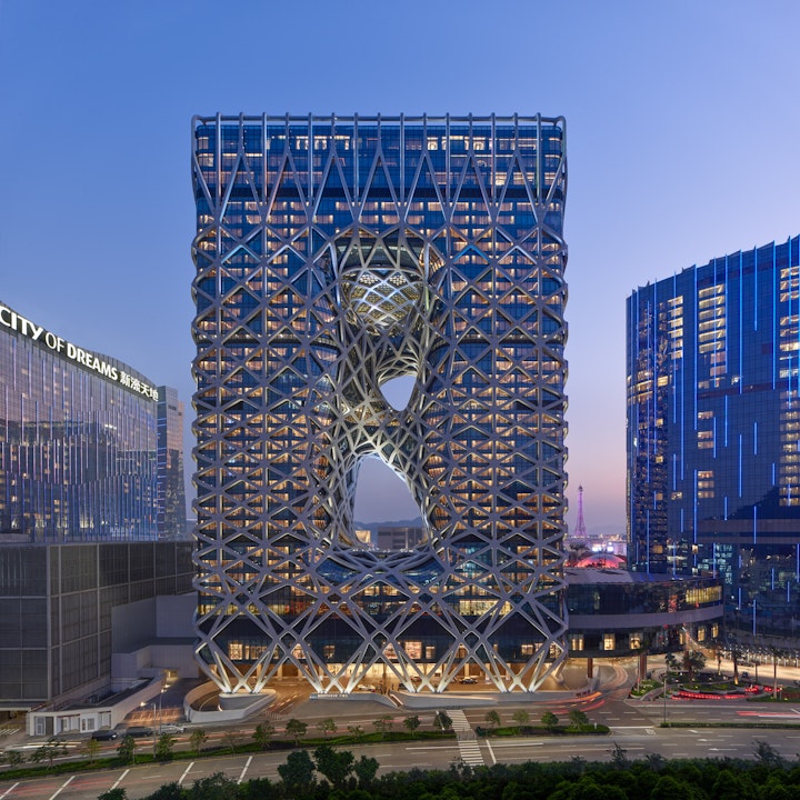 Morpheus exterior - Photo by Virgile Simon Bertrand