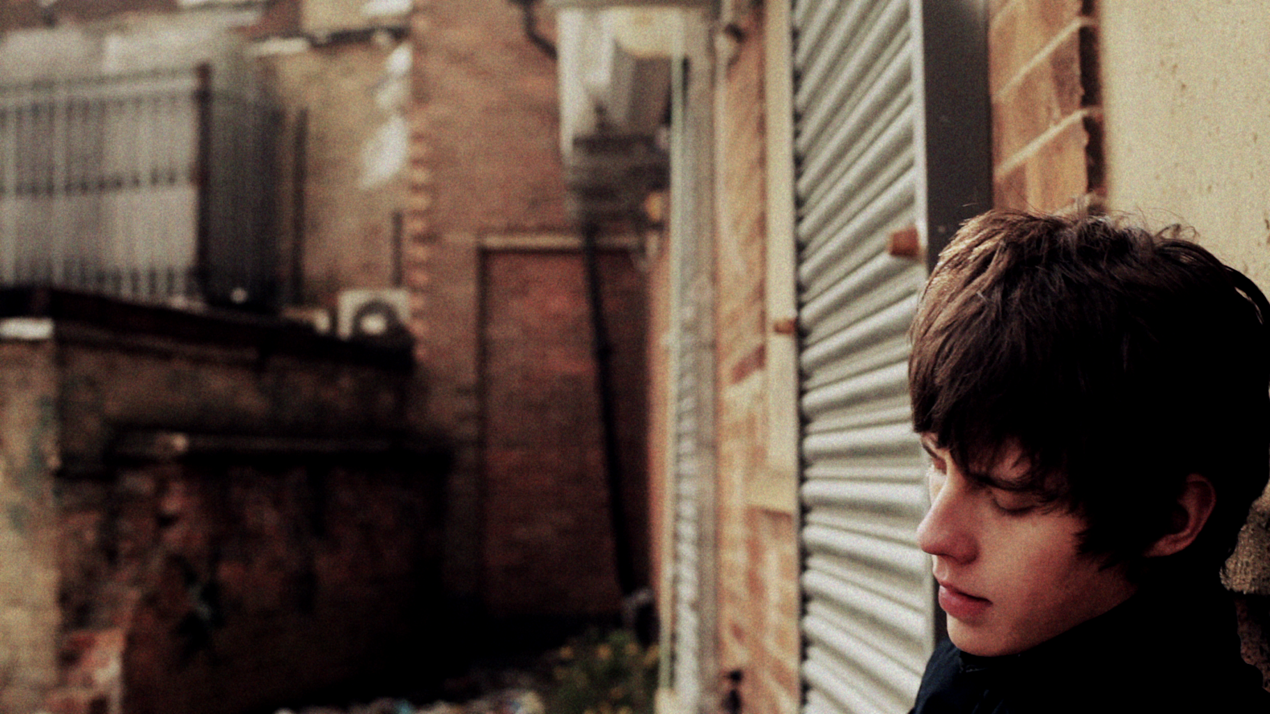 JAKE BUGG 'TROUBLE TOWN' -