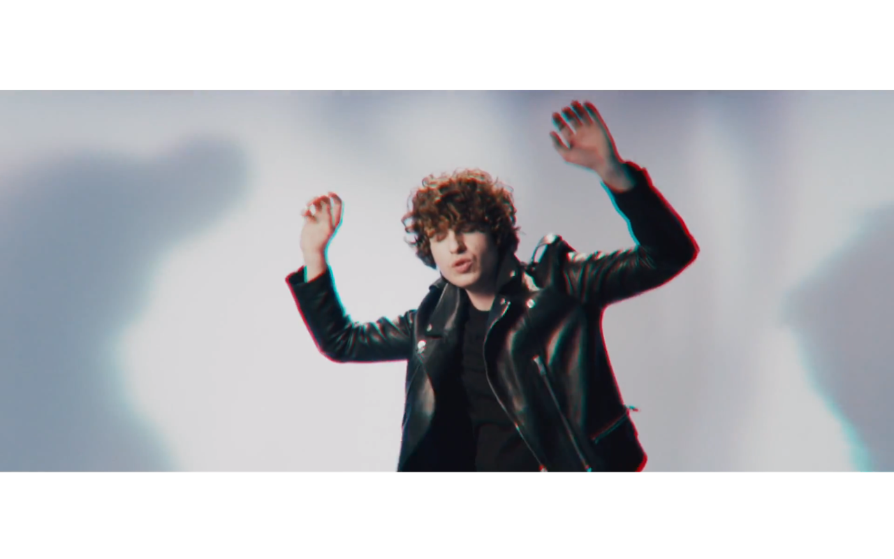 The Kooks new vid "Down"