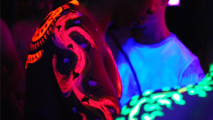 NAKED PAINTING PARTY @ TRAPEZE BAR