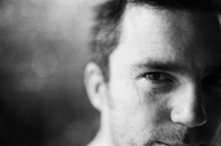 Website graded x2-12 - Brother. France. 35mm Tmax 400.