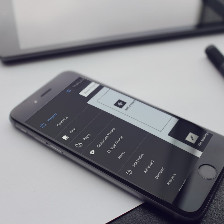 Fabrik - Update your portfolio anywhere