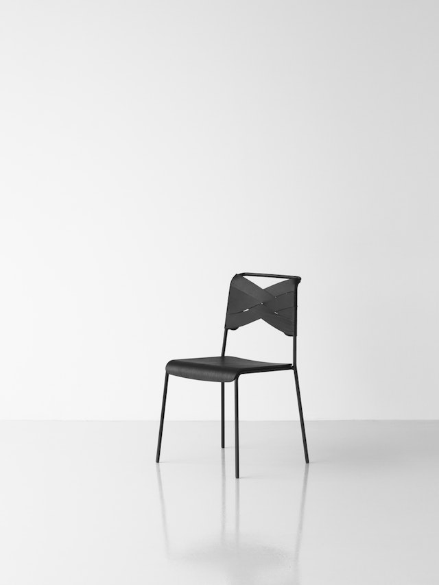TorsoChair_black1