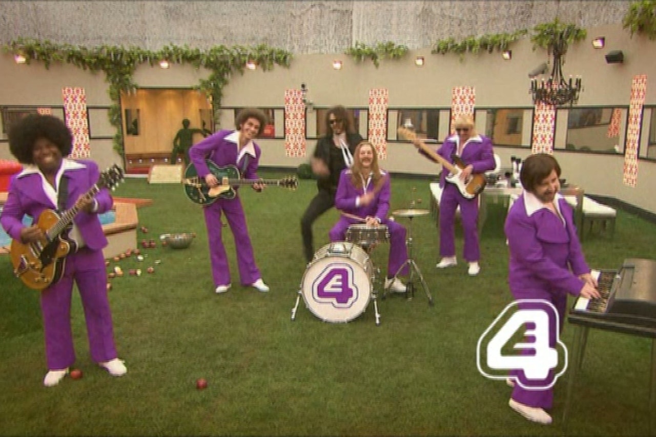 E4 CONTINUITY BAND IDENT RUSSELL BRAND SMASH