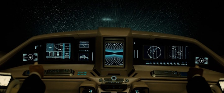 Gallery Blade_Runner_2049_LAPD_Limo_and_Spinner-0-1750x729