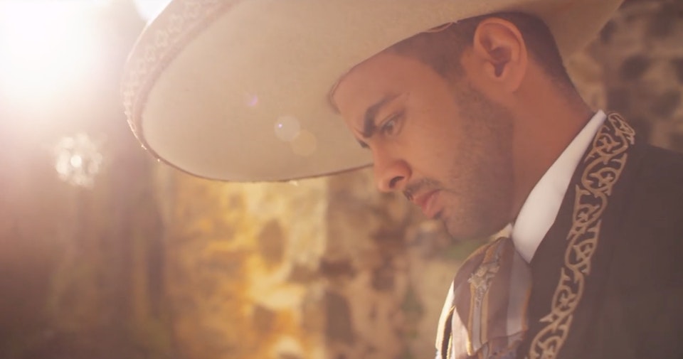 Lets Make Love/Hagamos el Amor -