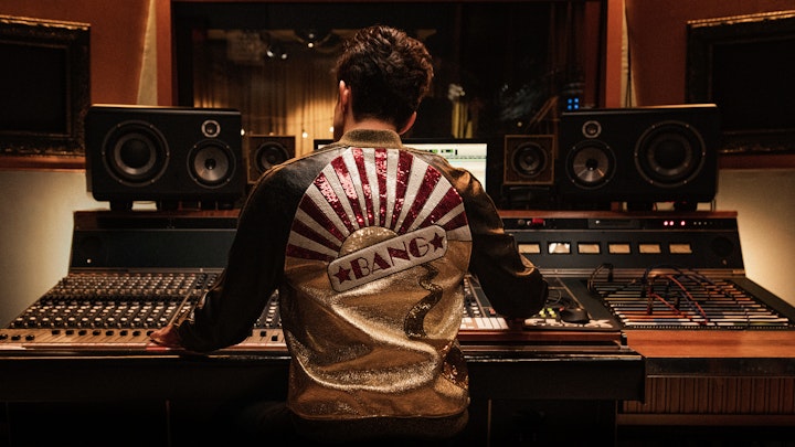 Miller // Mark Ronson