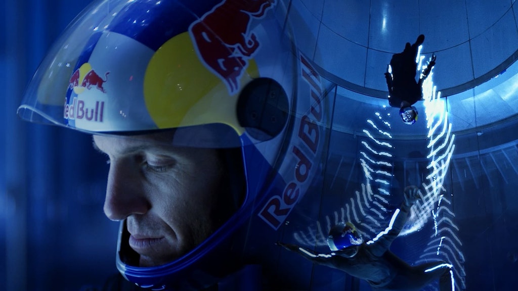 Red Bull // Flying After Dark