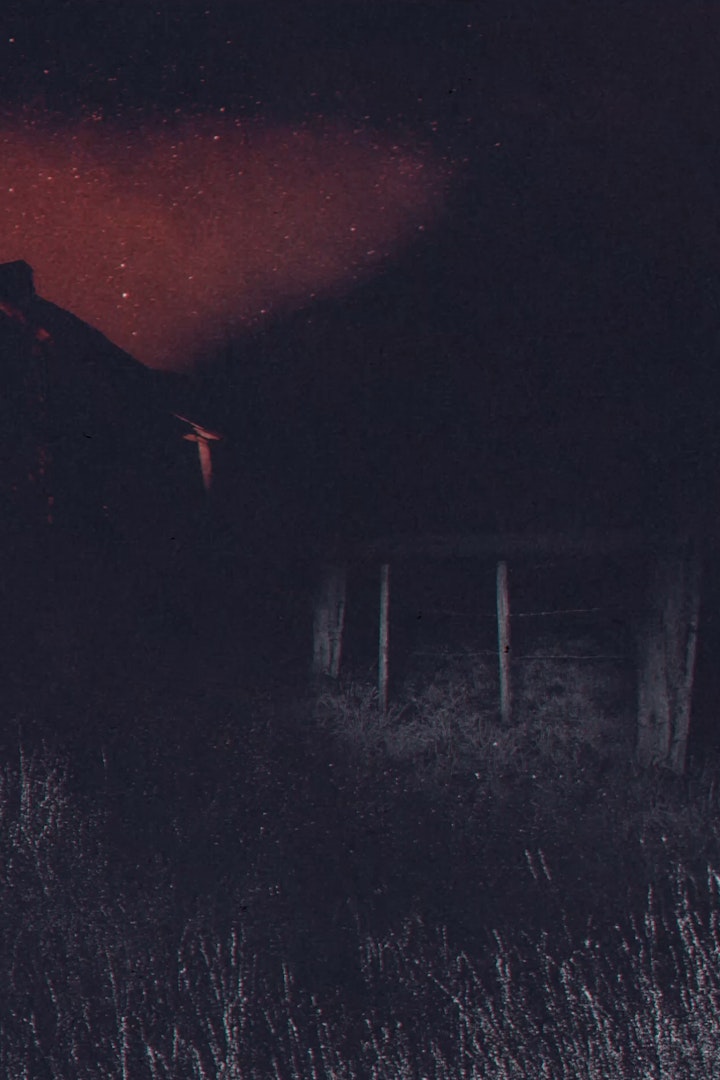 uncommon places - American Horror Stories - Bloody Mary