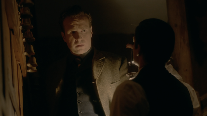 Harry Price: Ghost Hunter