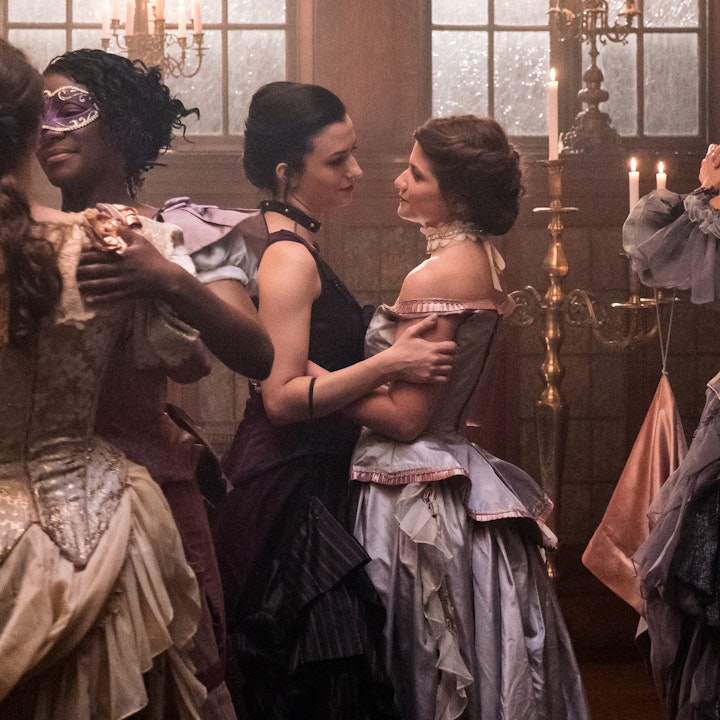 dress designer movie SOMETHING ABOUT THE BRIGGS EVERY costume in this movie was made. 160 outfits. Yup... not pulled or rented. 95% of the outfits were designed by me. The science of it: