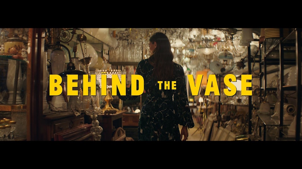 Massimo Dutti — Behind the Vase