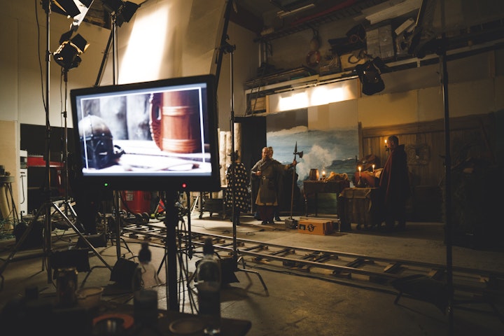 On set / Icelandic Provisions