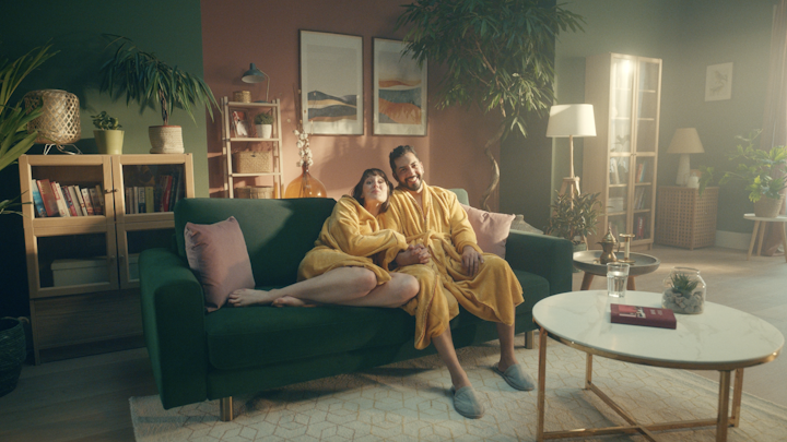 snug - sofa suffering
