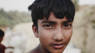 Rohingya recycling kids