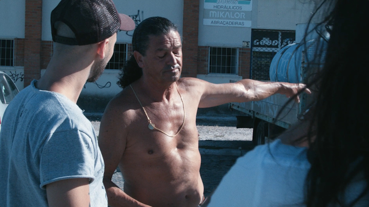 YOUTHLESS | ATTENTION