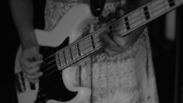 YOUTHLESS | ATTENTION