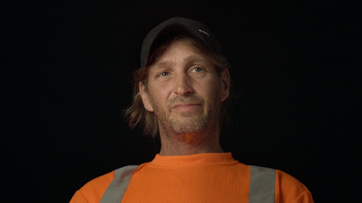 The Green Code, about the impasse of wanting to move forward, but not being able to.                                                    special selection NFF, Nederlandse filmdagen 2022 -