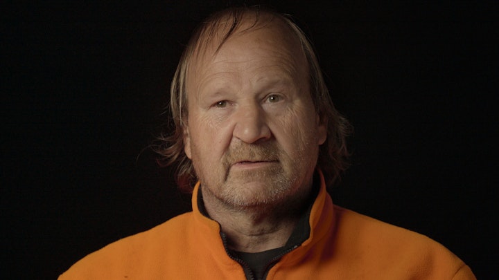 The Green Code, about the impasse of wanting to move forward, but not being able to.                                                    special selection NFF, Nederlandse filmdagen 2022 -