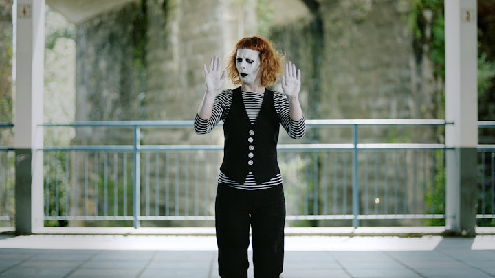 SCOTT COULTER  |   CINEMATOGRAPHER - THE MIME3