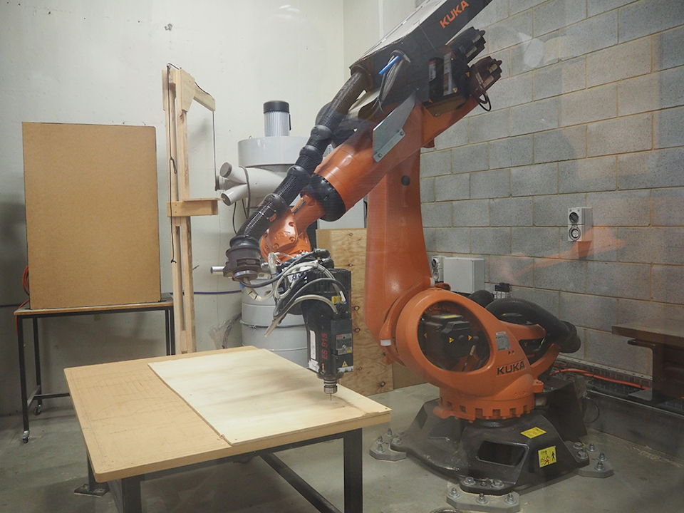 KUKA Router - Using the KUKA's flexible end-of-arm-tooling for routing of multitudes of materials.