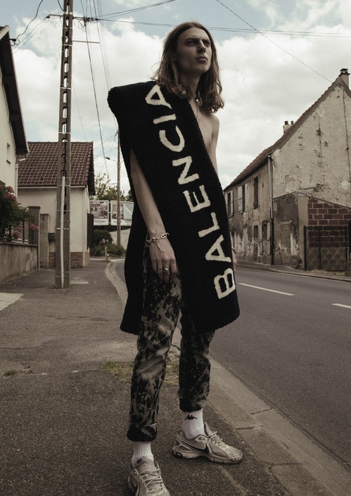 Lenfer-cest-les-autres-by-Allan-Hamitouche-VT-Mag-2-1 -