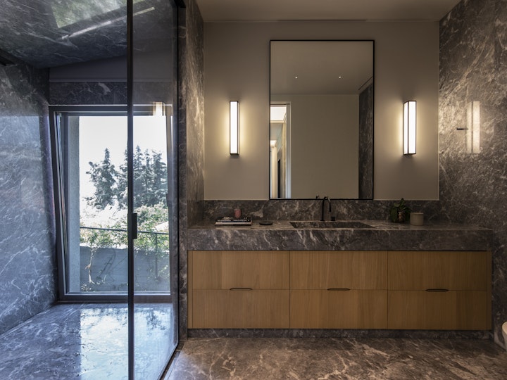 FLOATING GARDENS - PALAIO PSYCHIKO