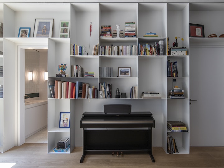 FLOATING GARDENS - PALAIO PSYCHIKO