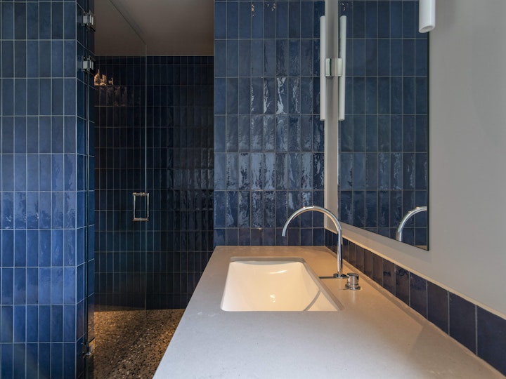 FLOATING GARDENS - PALAIO PSYCHIKO