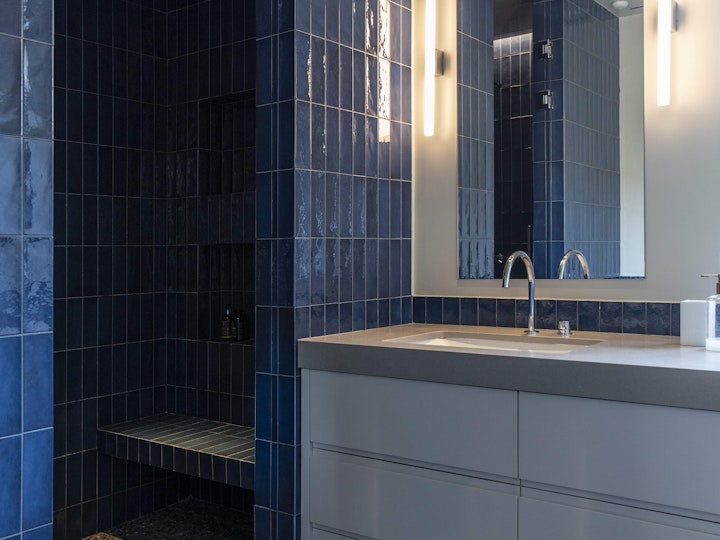 FLOATING GARDENS - PALAIO PSYCHIKO